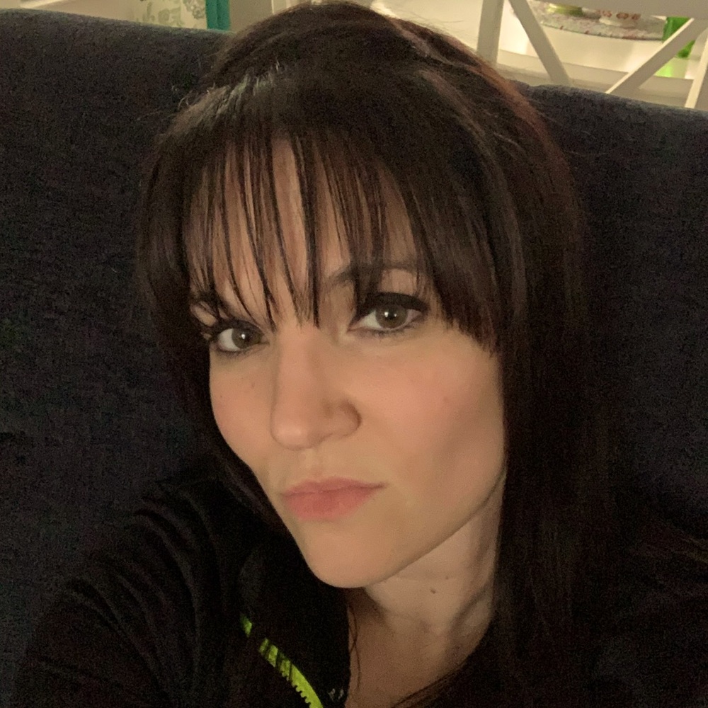 Meet your Posher, Chrissy